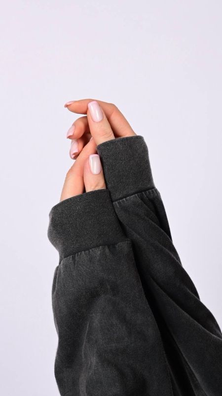 Світшот подовжений Podolyanka з принтом леопарда і рваностями графіт One Size (Арт. 4269)