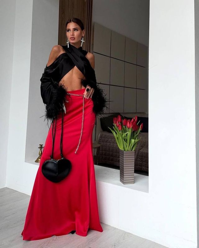 Атласна спідниця максі, червоний, 42-44 (S-M) (арт.107MB)
